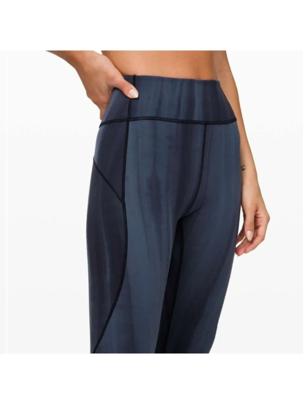 Lululemon In Movement Crop 23